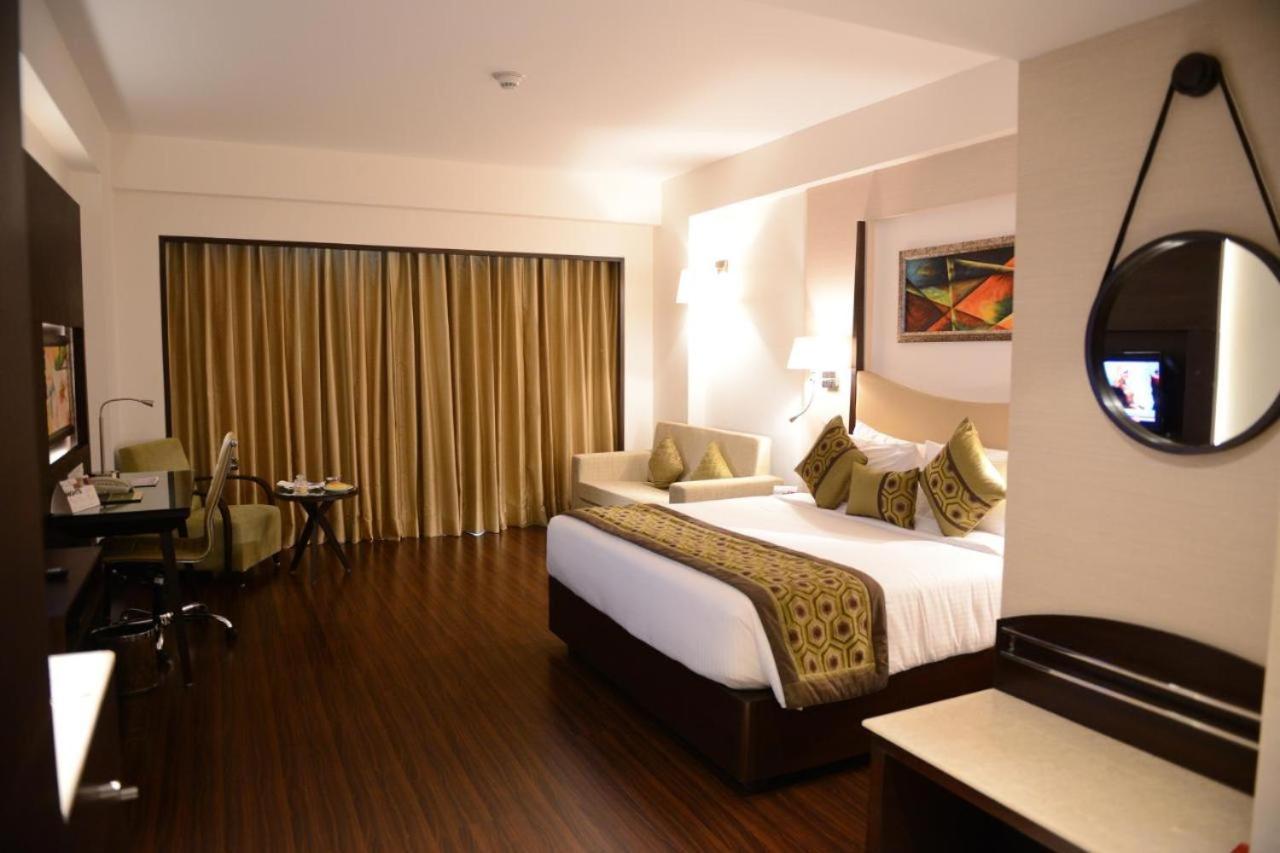 Country Inn & Suites By Radisson, Gurugram Sohna Road Exterior foto