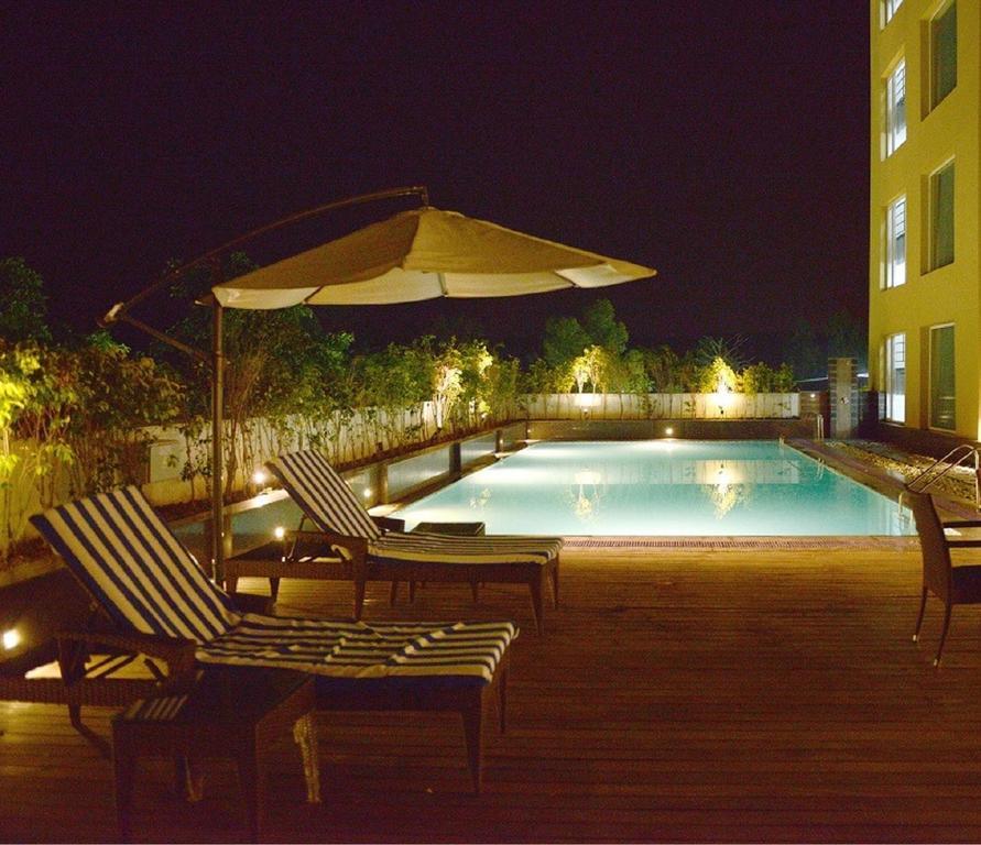 Country Inn & Suites By Radisson, Gurugram Sohna Road Exterior foto